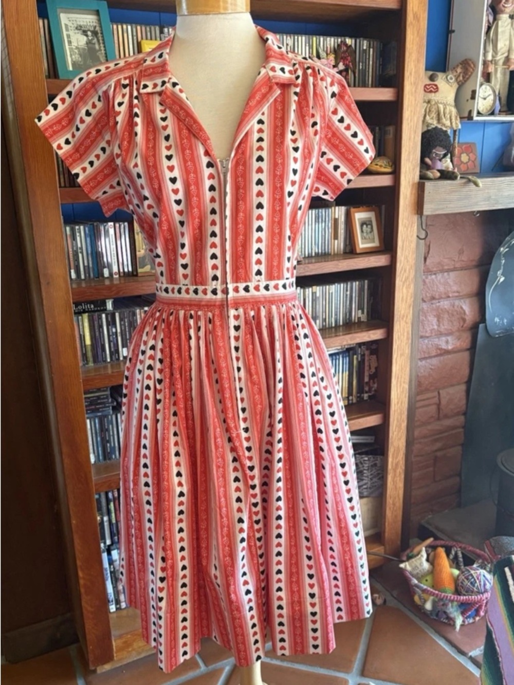 1XL Bernie Dexter Queen of Hearts Kelly dress.